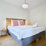 Deux Avec Parking Et Balcons Apartamento *