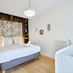 Deux Avec Parking Et Balcons *