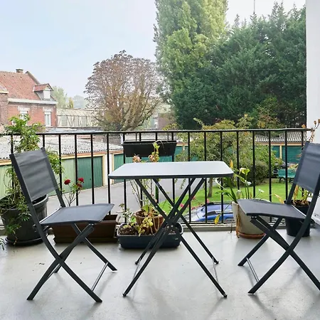 Deux Avec Parking Et Balcons *