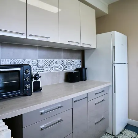 شقة Deux Avec Parking Et Balcons